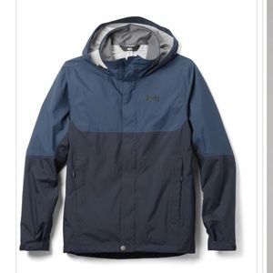 Waterproof, breathable and windproof
Peak 2.5-layer waterproof breathable
13 oz